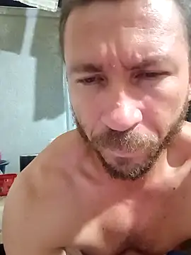 Snapshot of RobertoLuiz84 chatting on 11, 3, 2026 RobertoLuiz84 online show from 11, 3, 2026