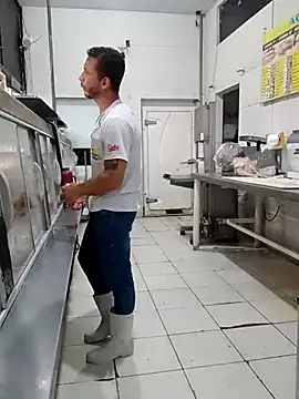 Snapshot of RobertoLuiz84 chatting on 14, 3, 2026 RobertoLuiz84 online show from 14, 3, 2026