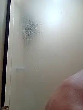 Snapshot of RobertoLuiz84 chatting on 20, 4, 2026 RobertoLuiz84 online show from 20, 4, 2026