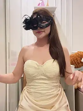 Snapshot of Queen-of-Love chatting on 2, 5, 2026 Queen-of-Love online show from 2, 5, 2026