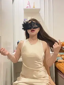 Snapshot of Queen-of-Love chatting on 4, 5, 2026 Queen-of-Love online show from 4, 5, 2026