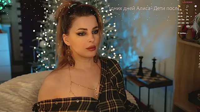 Snapshot of Russian-She-bear chatting on 29, 11, 2025 Russian-She-bear online show from 29, 11, 2025