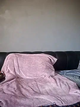 SexypuppyX online show from 4, 2, 2026