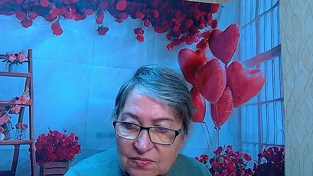 Snapshot of OlgaLuck chatting on 13, 4, 2026 OlgaLuck online show from 13, 4, 2026