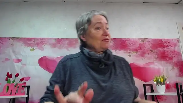 Snapshot of OlgaLuck chatting on 22, 4, 2026 OlgaLuck online show from 22, 4, 2026