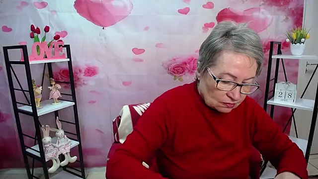 Snapshot of OlgaLuck chatting on 28, 4, 2026 OlgaLuck online show from 28, 4, 2026