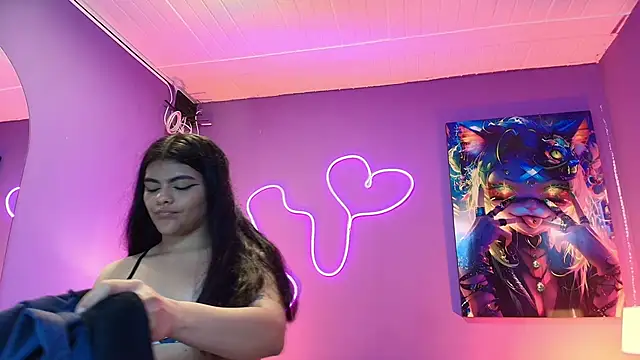 Snapshot of NIKIBUNNY chatting on 8, 4, 2026 NIKIBUNNY online show from 8, 4, 2026