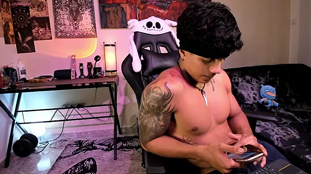 Snapshot of aress_damon chatting on 15, 1, 2026 aress damon online show from 15, 1, 2026