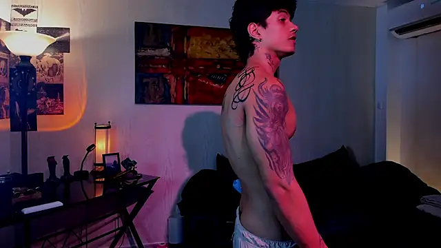 Snapshot of aress_damon chatting on 8, 4, 2026 aress damon online show from 8, 4, 2026