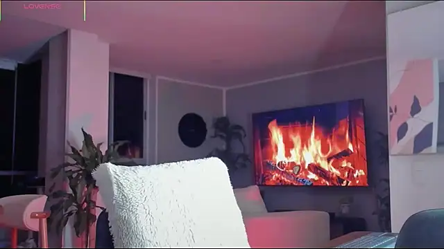 Valenthino Salvatore online show from 8, 2, 2026