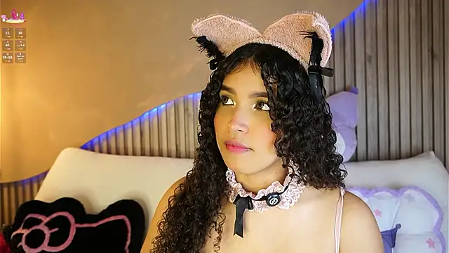 Snapshot of EloiseSweetxx chatting on 7, 3, 2026 EloiseSweetxx online show from 7, 3, 2026