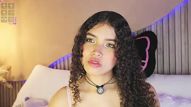 Snapshot of EloiseSweetxx chatting on 18, 3, 2026 EloiseSweetxx online show from 18, 3, 2026