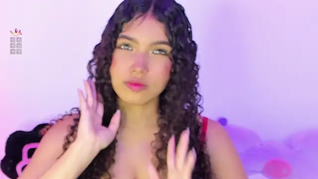 Snapshot of EloiseSweetxx chatting on 31, 3, 2026 EloiseSweetxx online show from 31, 3, 2026