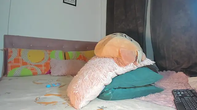 exotis tiahara777 online show from 3, 2, 2026