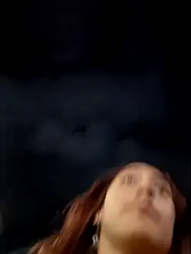 Snapshot of Eveeelyn25 chatting on 18, 12, 2025 Eveeelyn25 online show from 18, 12, 2025