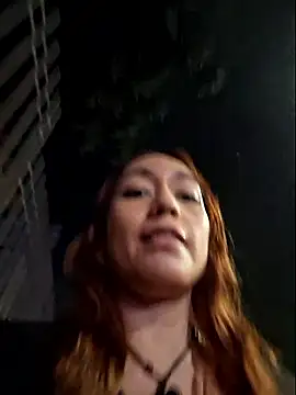 Snapshot of Eveeelyn25 chatting on 10, 1, 2026 Eveeelyn25 online show from 10, 1, 2026