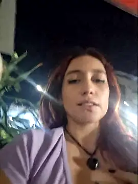 Snapshot of Eveeelyn25 chatting on 5, 2, 2026 Eveeelyn25 online show from 5, 2, 2026