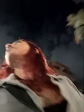 Snapshot of Eveeelyn25 chatting on 21, 3, 2026 Eveeelyn25 online show from 21, 3, 2026