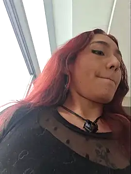 Snapshot of Eveeelyn25 chatting on 21, 4, 2026 Eveeelyn25 online show from 21, 4, 2026