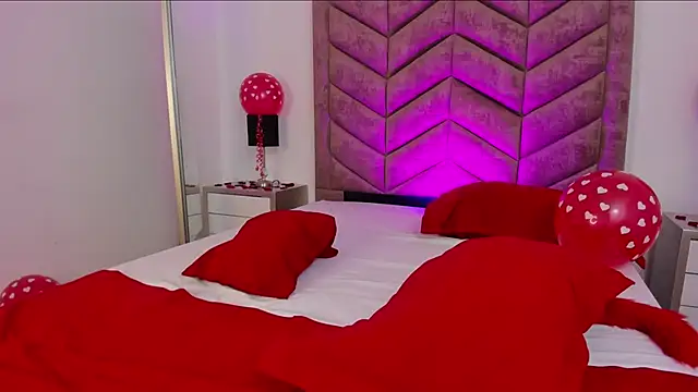 CleoColliva  online show from 15, 2, 2026