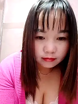 Snapshot of One-two22 chatting on 14, 12, 2025 One-two22 online show from 14, 12, 2025