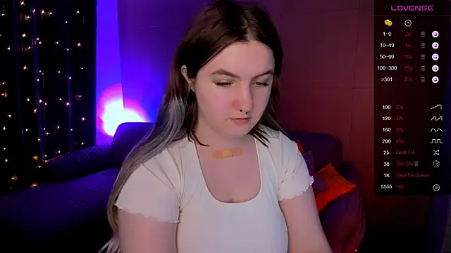 Snapshot of lovelyy_julia chatting on 16, 3, 2026 lovelyy julia online show from 16, 3, 2026