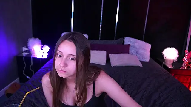 Snapshot of TinyNatalie chatting on 21, 6, 2026 TinyNatalie online show from 21, 6, 2026