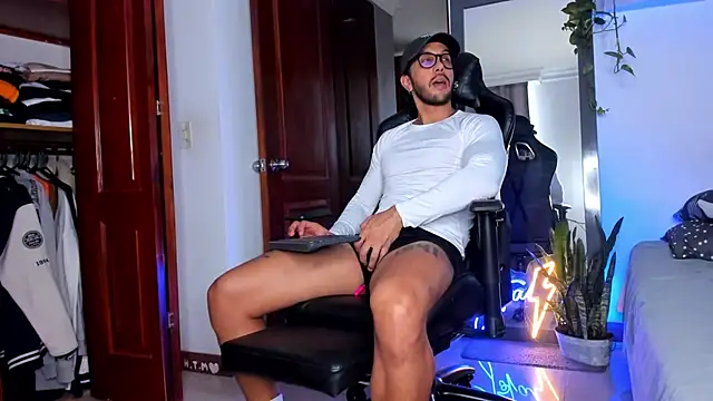 JotaCeliz online show from 13, 12, 2025