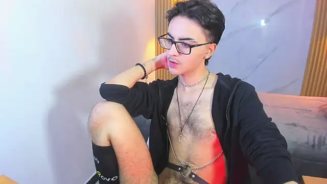 Im Dayros online show from 15, 12, 2025