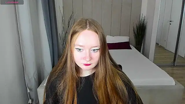 VikiBlossom online show from 5, 12, 2025