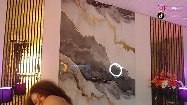 Snapshot of MiticaBrennet_ chatting on 4, 3, 2026 MiticaBrennet online show from 4, 3, 2026