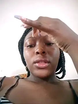 Snapshot of KiaracCastilo chatting on 30, 11, 2025 KiaracCastilo online show from 30, 11, 2025