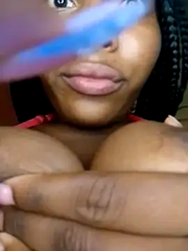 Snapshot of KiaracCastilo chatting on 5, 12, 2025 KiaracCastilo online show from 5, 12, 2025