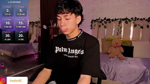 kaelwolf tay online show from 10, 2, 2026