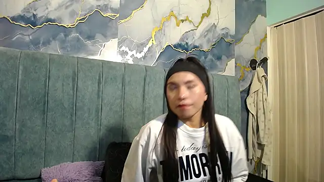 Snapshot of Cloe16_ chatting on 25, 11, 2025 Cloe16 online show from 25, 11, 2025