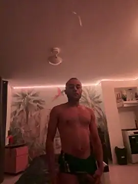 Snapshot of klkmam chatting on 18, 12, 2025 klkmam online show from 18, 12, 2025