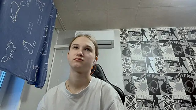 helgicuteness online show from 21, 12, 2025