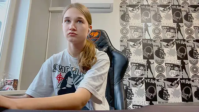 helgicuteness online show from 6, 1, 2026