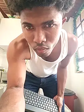 Snapshot of man_black_hot24 chatting on 19, 12, 2025 man black hot24 online show from 19, 12, 2025