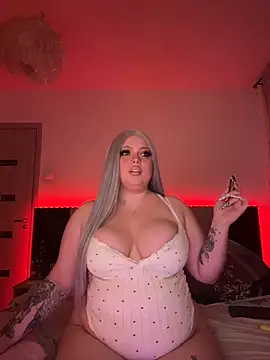 LaylaCupidd online show from 16, 12, 2025