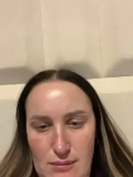 TomilaSi online show from 4, 4, 2026