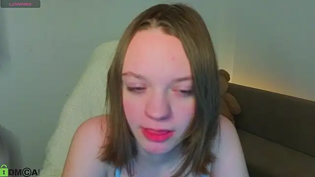 Snapshot of Olivia_Riesz chatting on 8, 3, 2026 Olivia Riesz online show from 8, 3, 2026