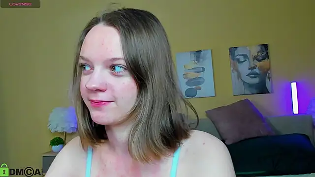 Snapshot of Olivia_Riesz chatting on 24, 3, 2026 Olivia Riesz online show from 24, 3, 2026