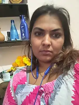 Tamil Smiley Queen online show from 28, 11, 2025