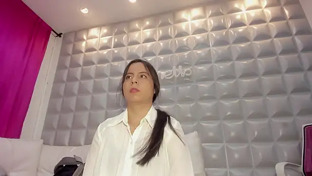 sol-angel online show from 4, 3, 2026