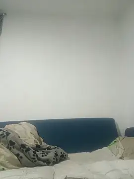 Snapshot of STUDIO-1 chatting on 17, 12, 2025 STUDIO-1 online show from 17, 12, 2025