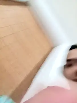 Snapshot of culona2417 chatting on 17, 12, 2025 culona2417 online show from 17, 12, 2025