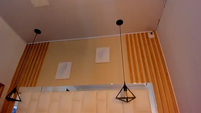 Snapshot of vanessa__garcia chatting on 3, 12, 2025 vanessa garcia online show from 3, 12, 2025