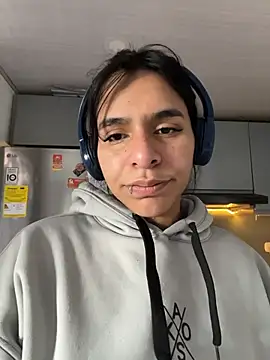 Snapshot of SaraAndrade_ chatting on 26, 3, 2026 SaraAndrade online show from 26, 3, 2026