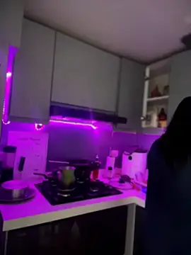 Snapshot of SaraAndrade_ chatting on 9, 4, 2026 SaraAndrade online show from 9, 4, 2026